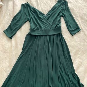 BCBG MAXAZRIA Green Pleated Dress Size Medium